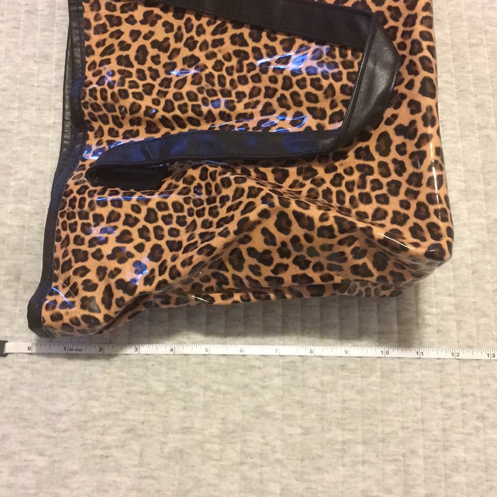 Handbag - Picture 6 of 7